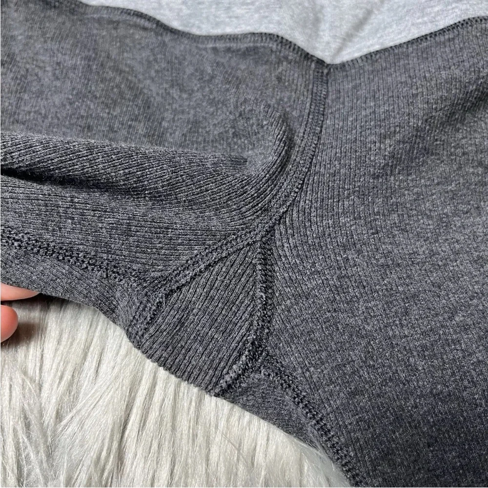 Lululemon Ribbed Gray Ruched Leggings Size 6